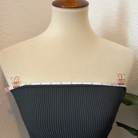 Aritzia Black Ribbed Bandeau Top - Picture 5 of 7